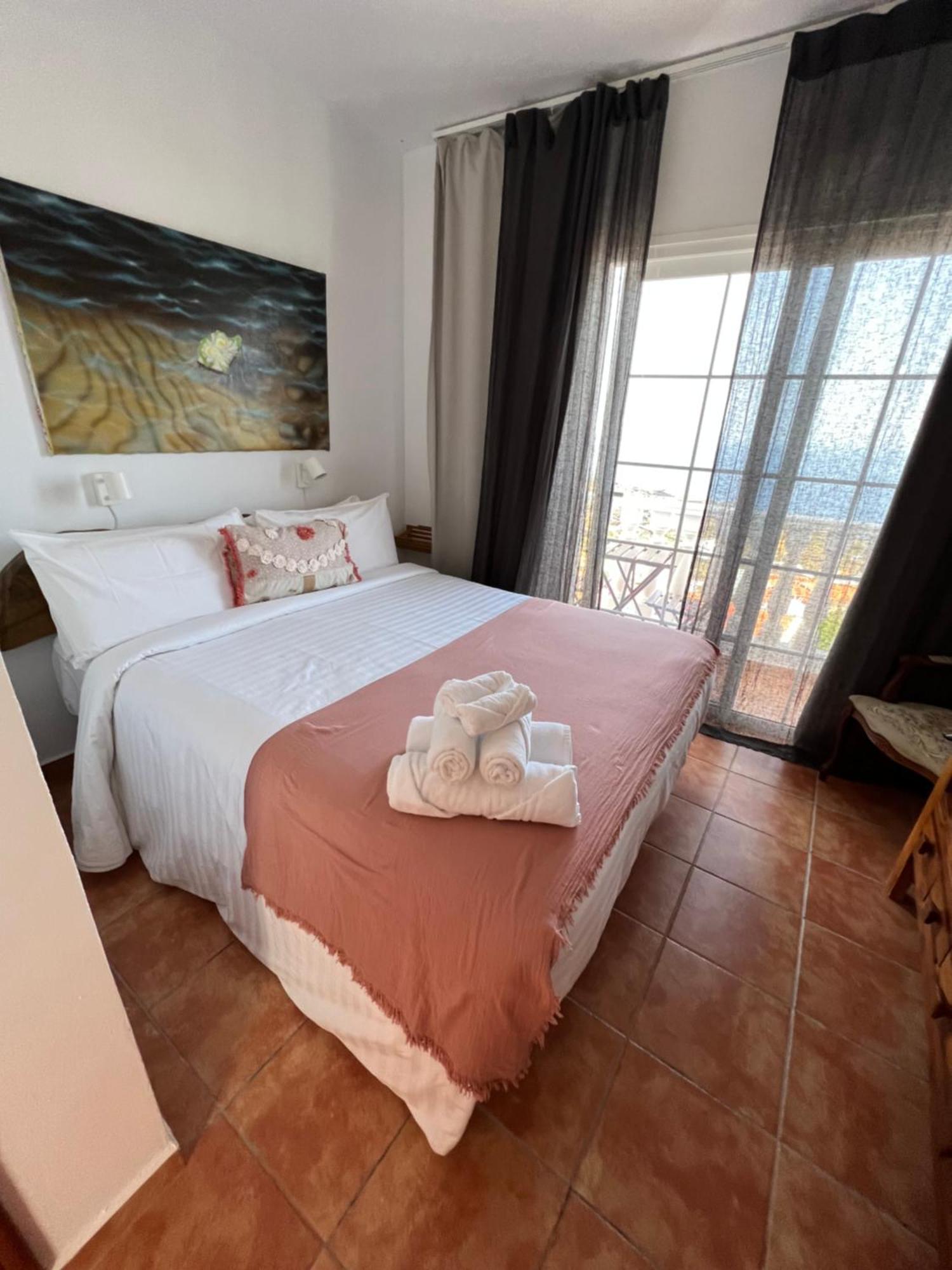 Geko Hotels Los Llanillos ภายนอก รูปภาพ